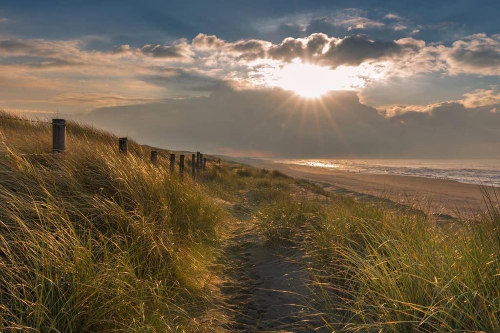 Hoekje Up Katwijk aan Zee Екстер'єр фото